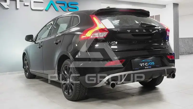 2016 Volvo V40