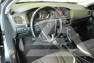 2016 Volvo V40