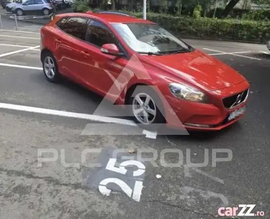 2016 Volvo V40