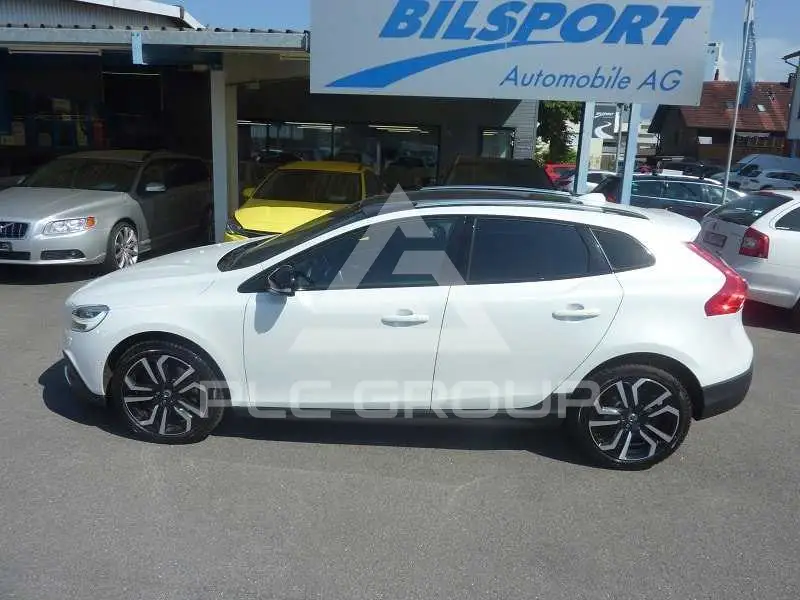 2016 Volvo V40