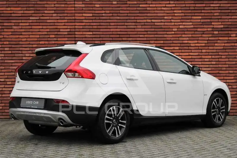 2016 Volvo V40