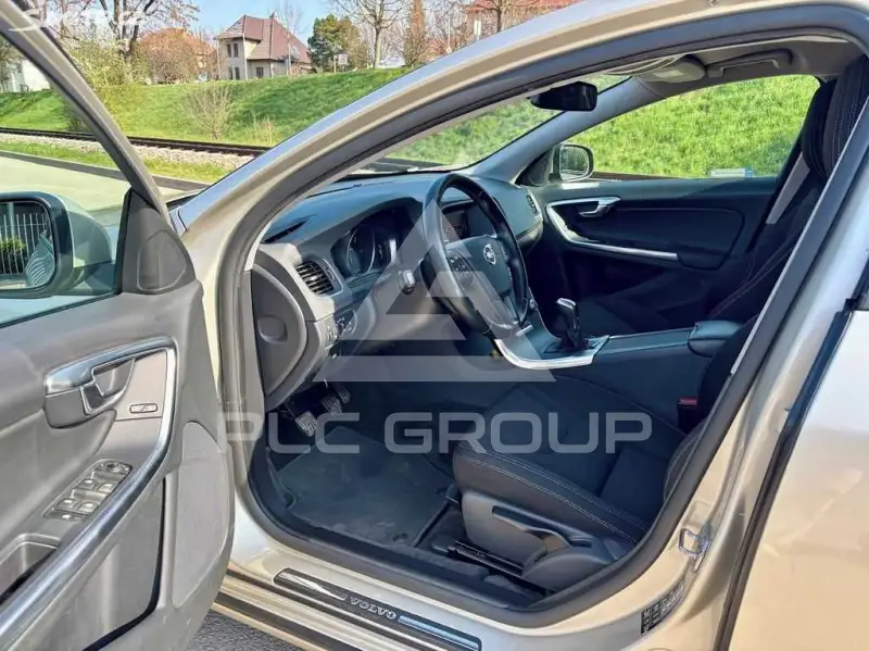 2016 Volvo V60