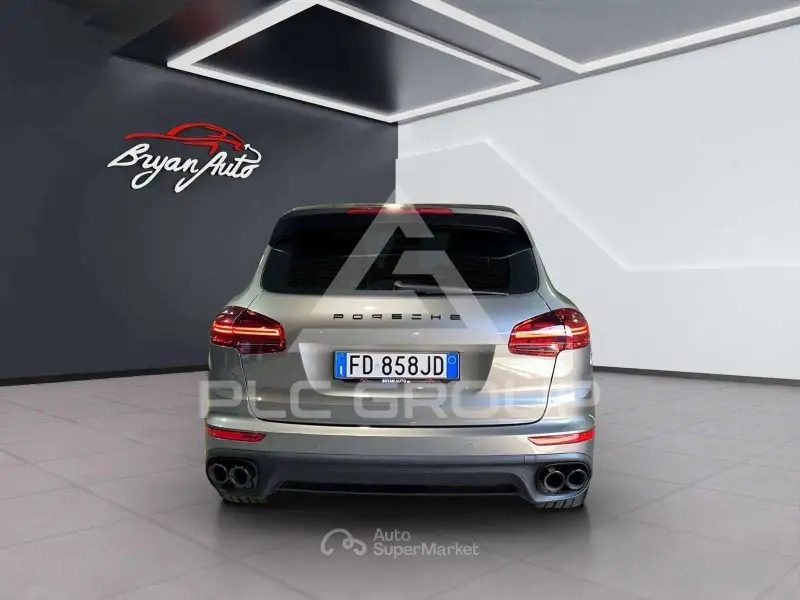 2016 Porsche Cayenne