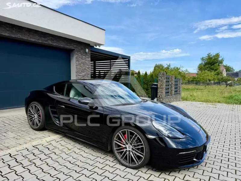 2016 Porsche Cayman