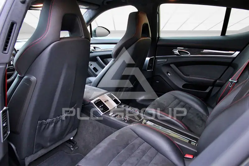 2016 Porsche Panamera