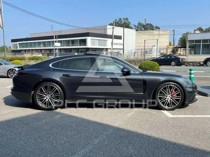 2016 Porsche Panamera