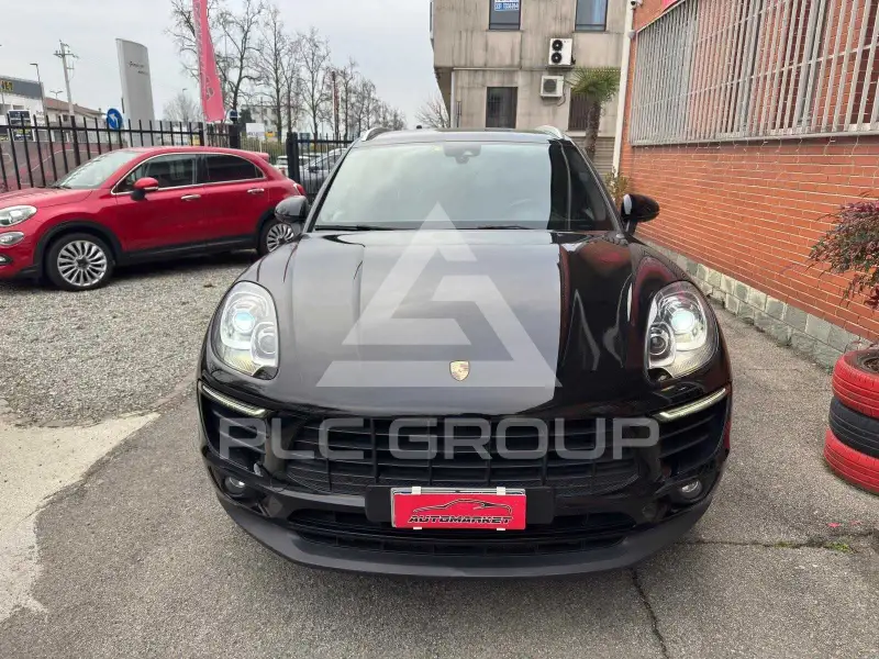 2016 Porsche MACAN