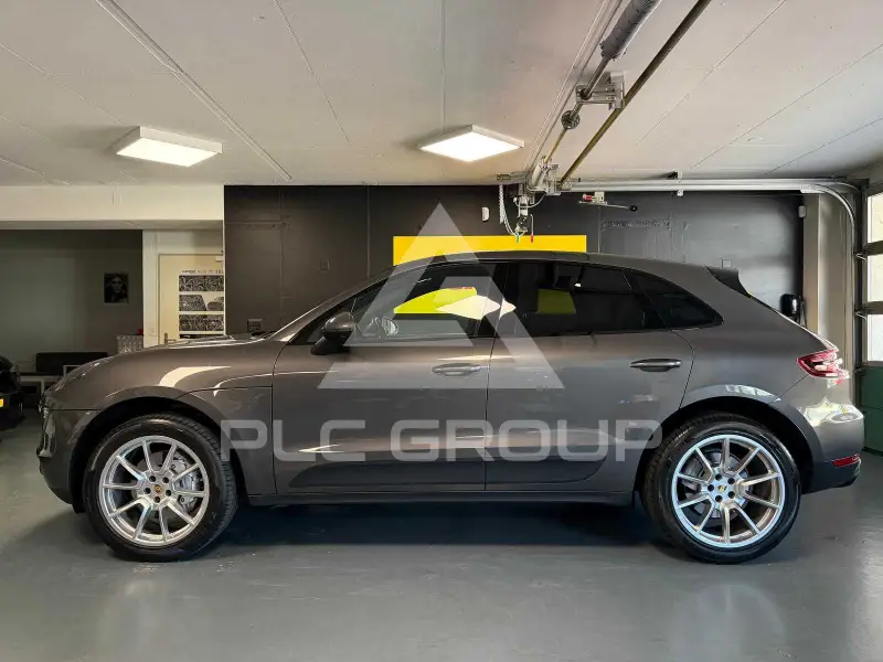 2016 Porsche MACAN