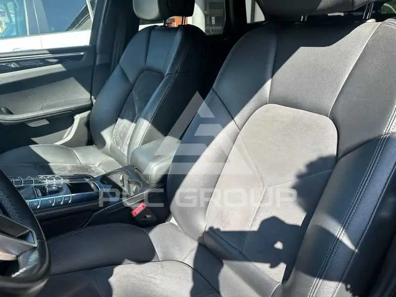 2016 Porsche MACAN