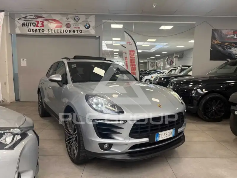 2016 Porsche MACAN