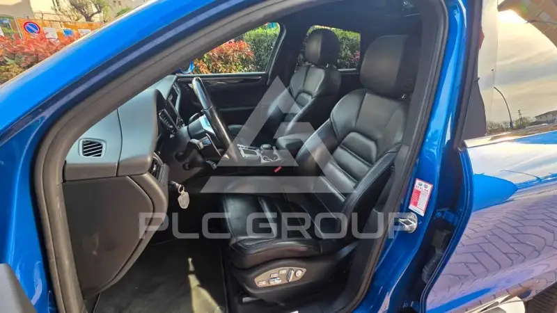 2016 Porsche MACAN