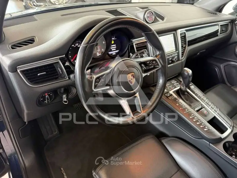 2016 Porsche MACAN