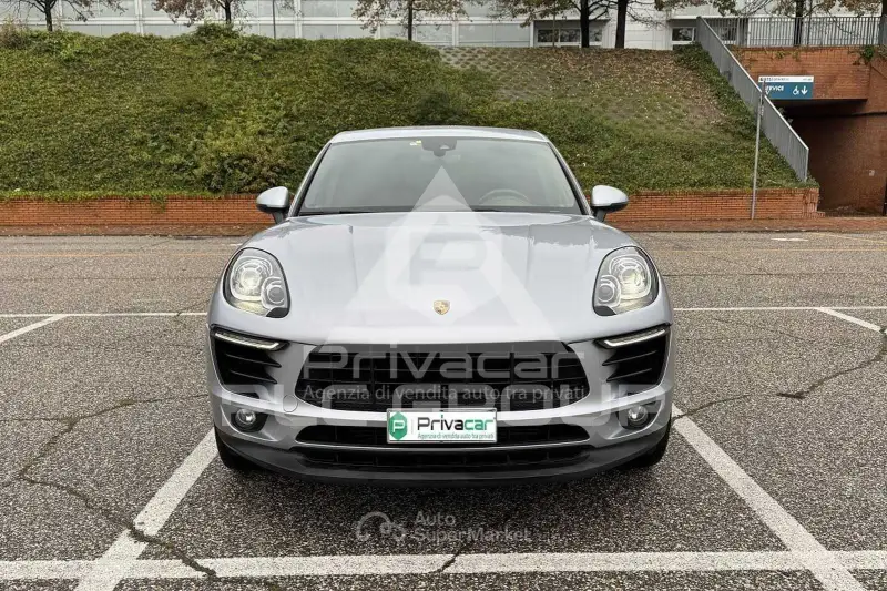 2016 Porsche MACAN