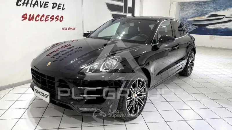 2016 Porsche MACAN