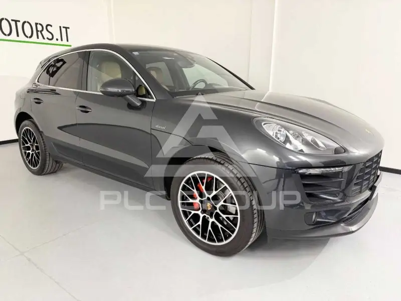 2016 Porsche MACAN