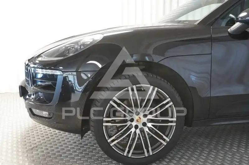 2016 Porsche MACAN