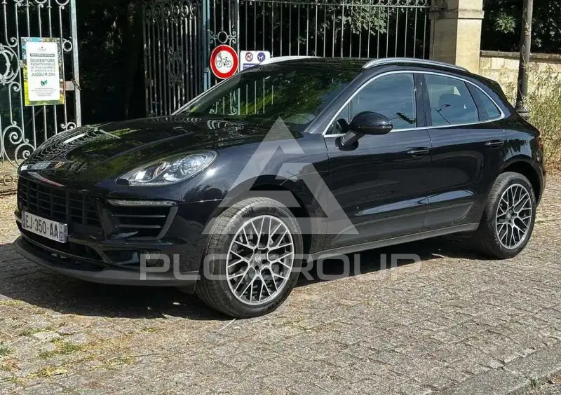 2016 Porsche MACAN