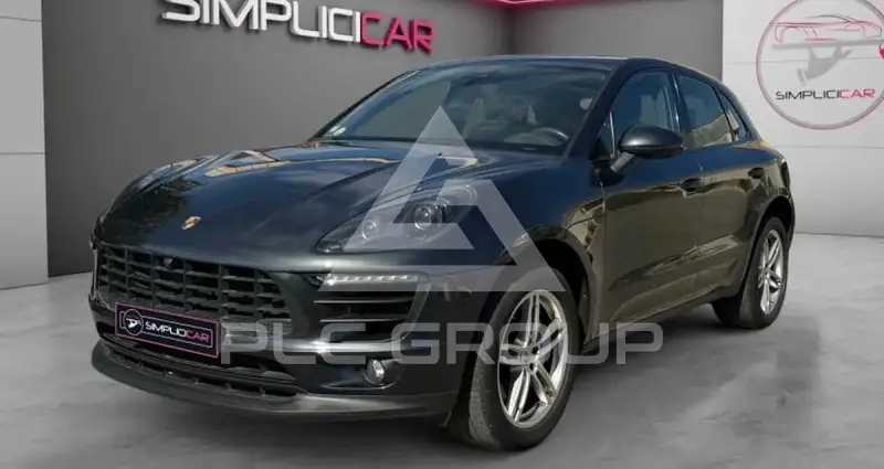 2016 Porsche MACAN