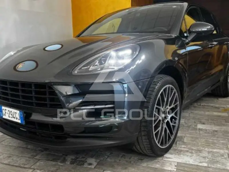 2016 Porsche MACAN