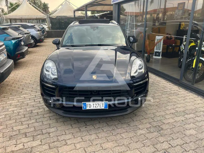 2016 Porsche MACAN