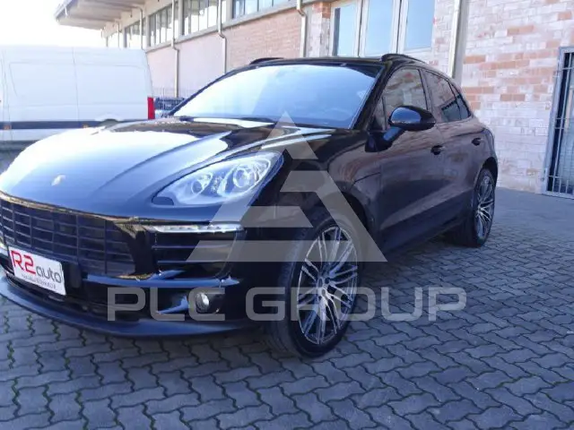 2016 Porsche MACAN