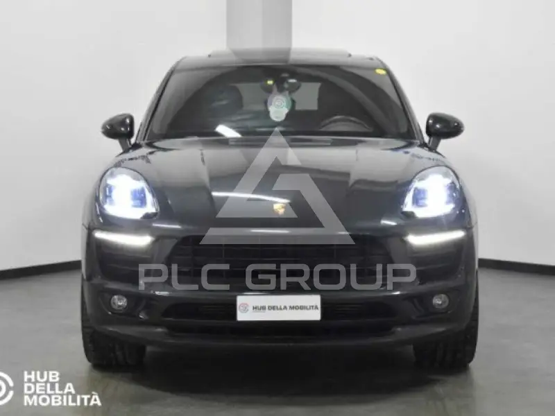 2016 Porsche MACAN
