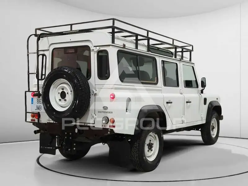 2016 Land Rover DEFENDER