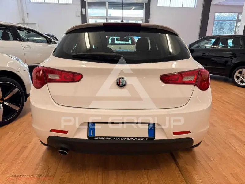 2016 Alfa Romeo Giulia
