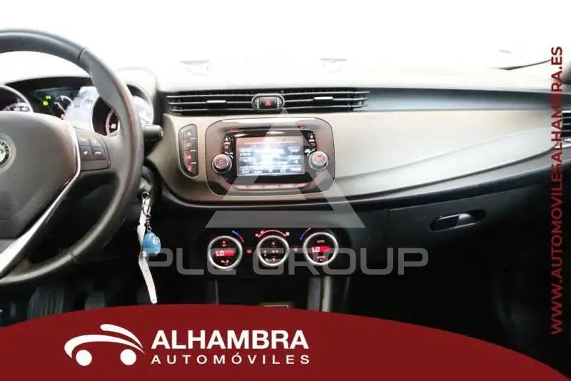2016 Alfa Romeo Giulia