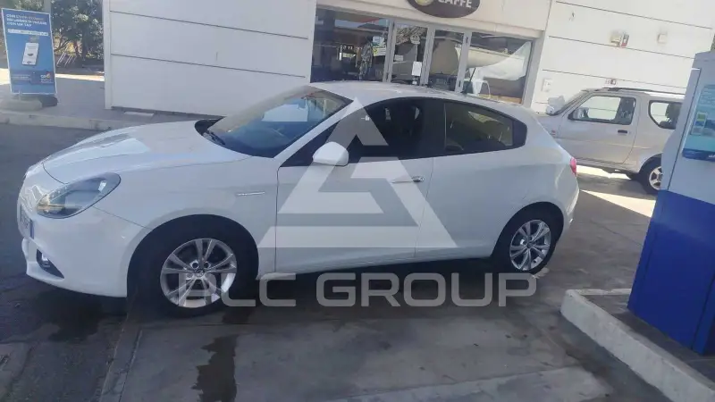 2016 Alfa Romeo Giulia