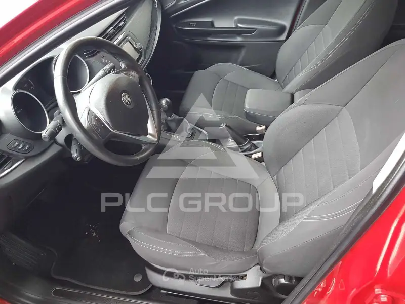2016 Alfa Romeo Giulia