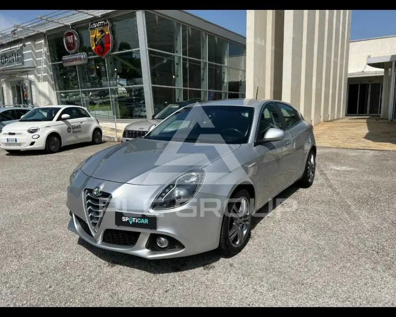 2016 Alfa Romeo Giulia