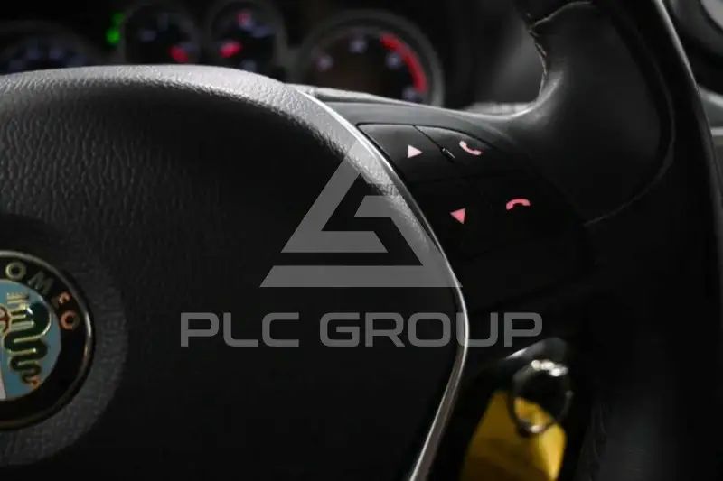 2016 Alfa Romeo Mito