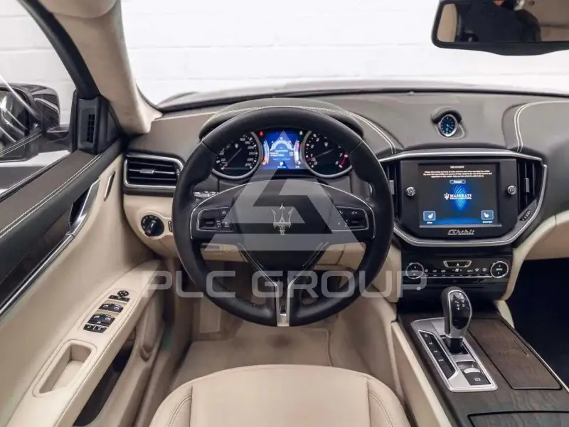 2016 Maserati GHIBLI