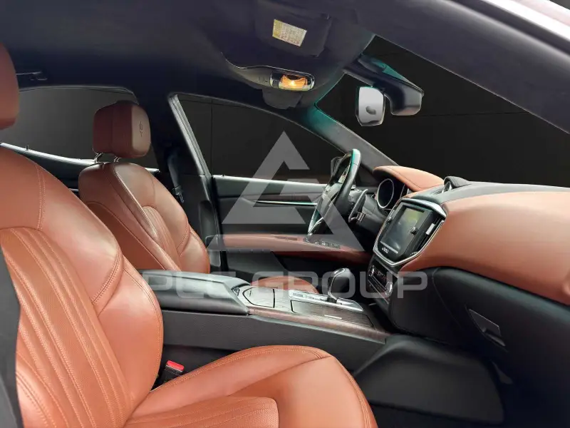 2016 Maserati GHIBLI