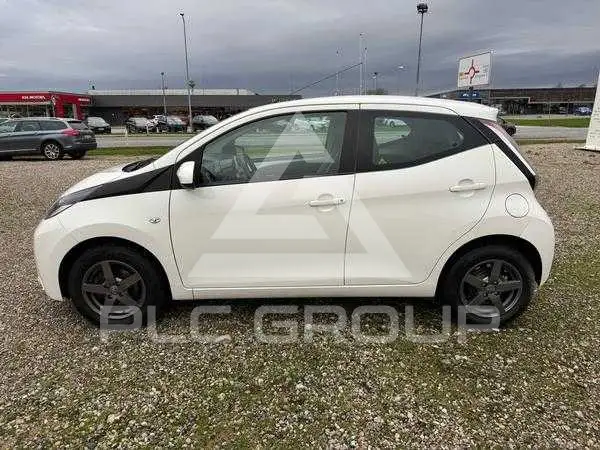 2016 Toyota AYGO