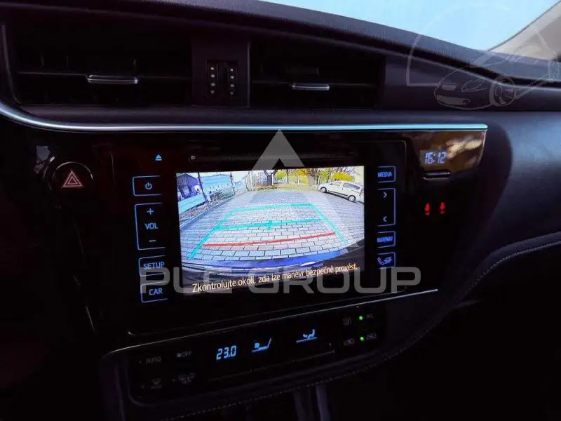 2016 Toyota AURIS