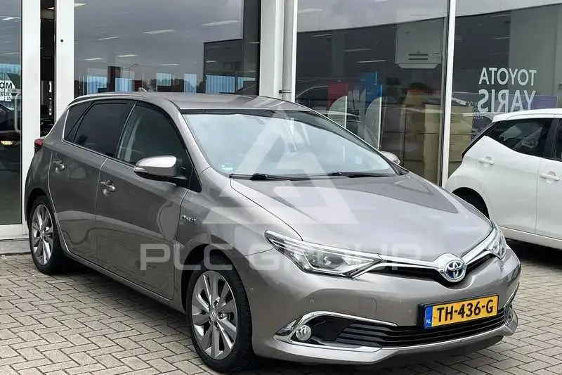 2016 Toyota AURIS