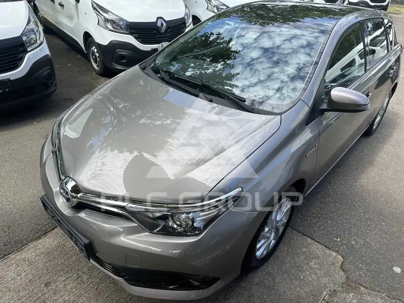 2016 Toyota AURIS