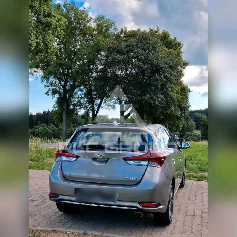 2016 Toyota AURIS