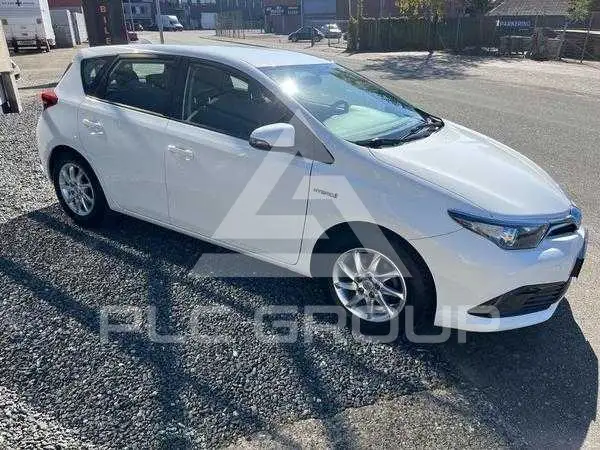2016 Toyota AURIS