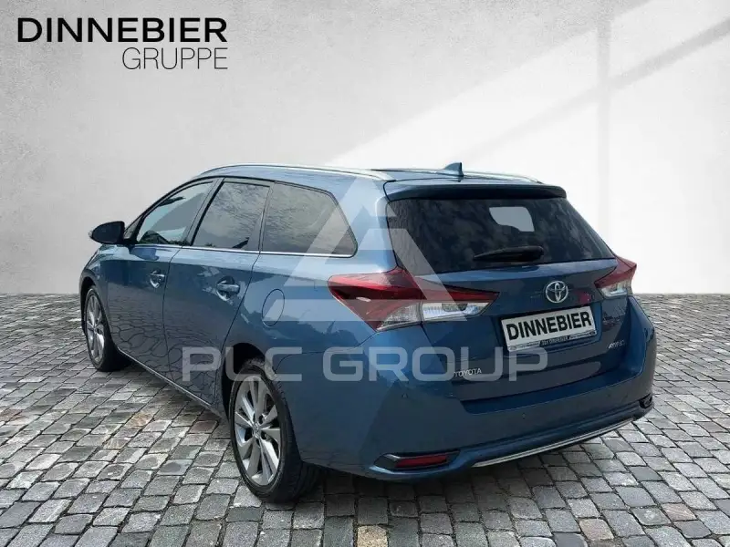 2016 Toyota AURIS