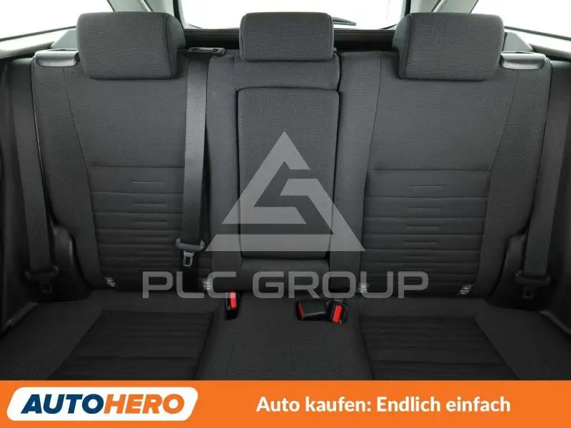 2016 Toyota AURIS