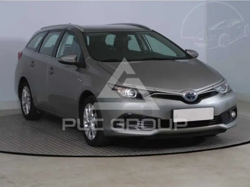 2016 Toyota AURIS
