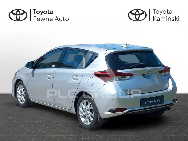 2016 Toyota AURIS