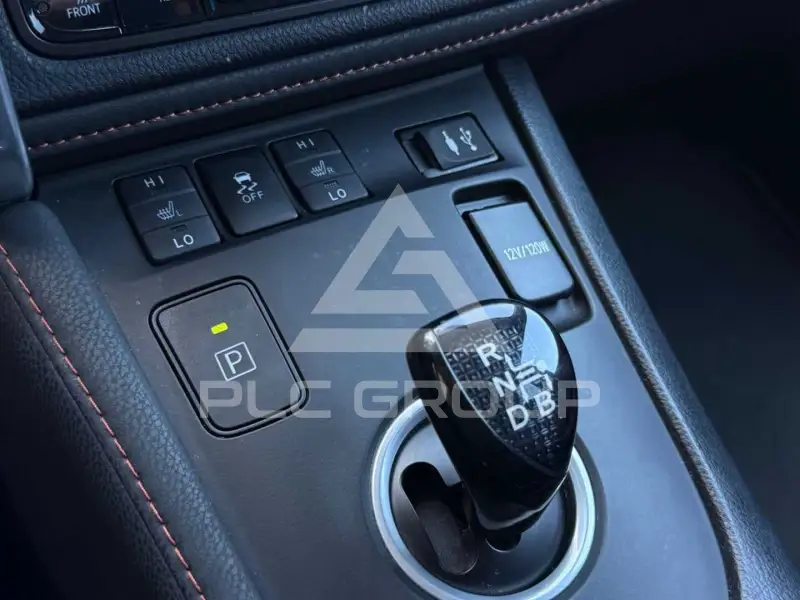 2016 Toyota AURIS