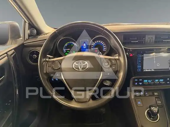2016 Toyota AURIS