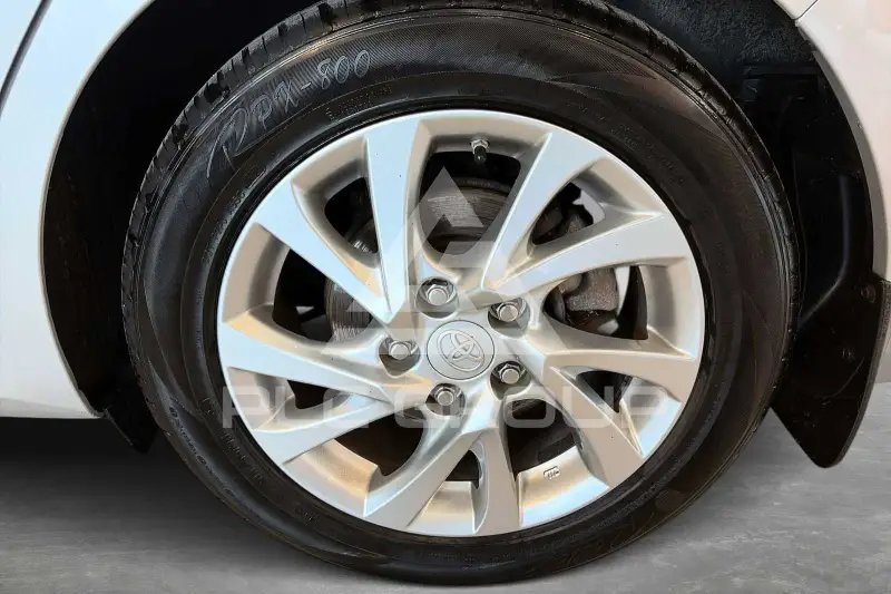 2016 Toyota AURIS