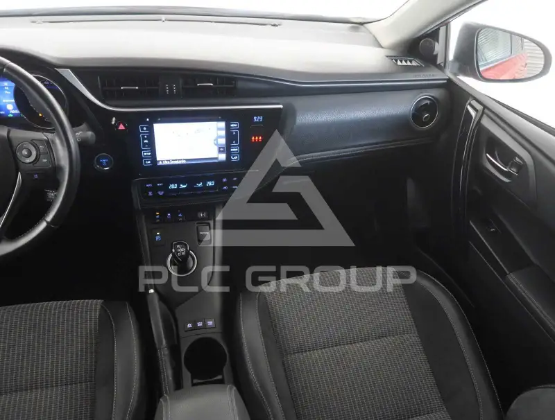 2016 Toyota AURIS