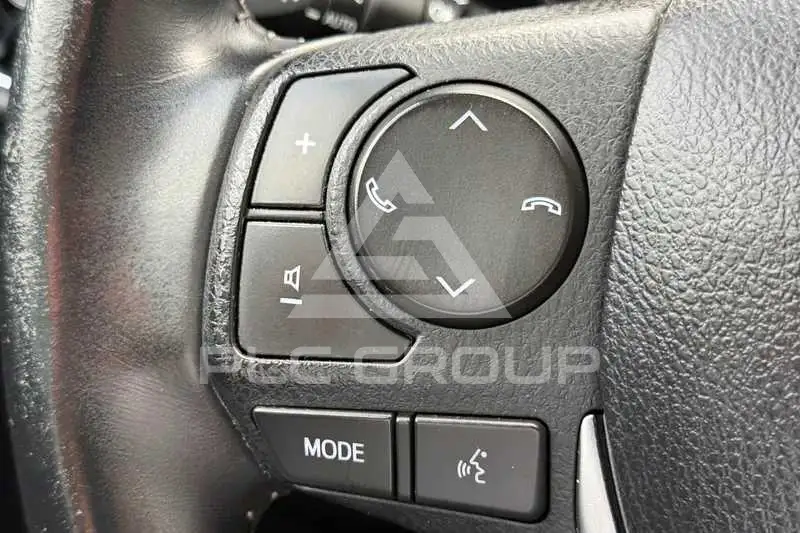 2016 Toyota AURIS